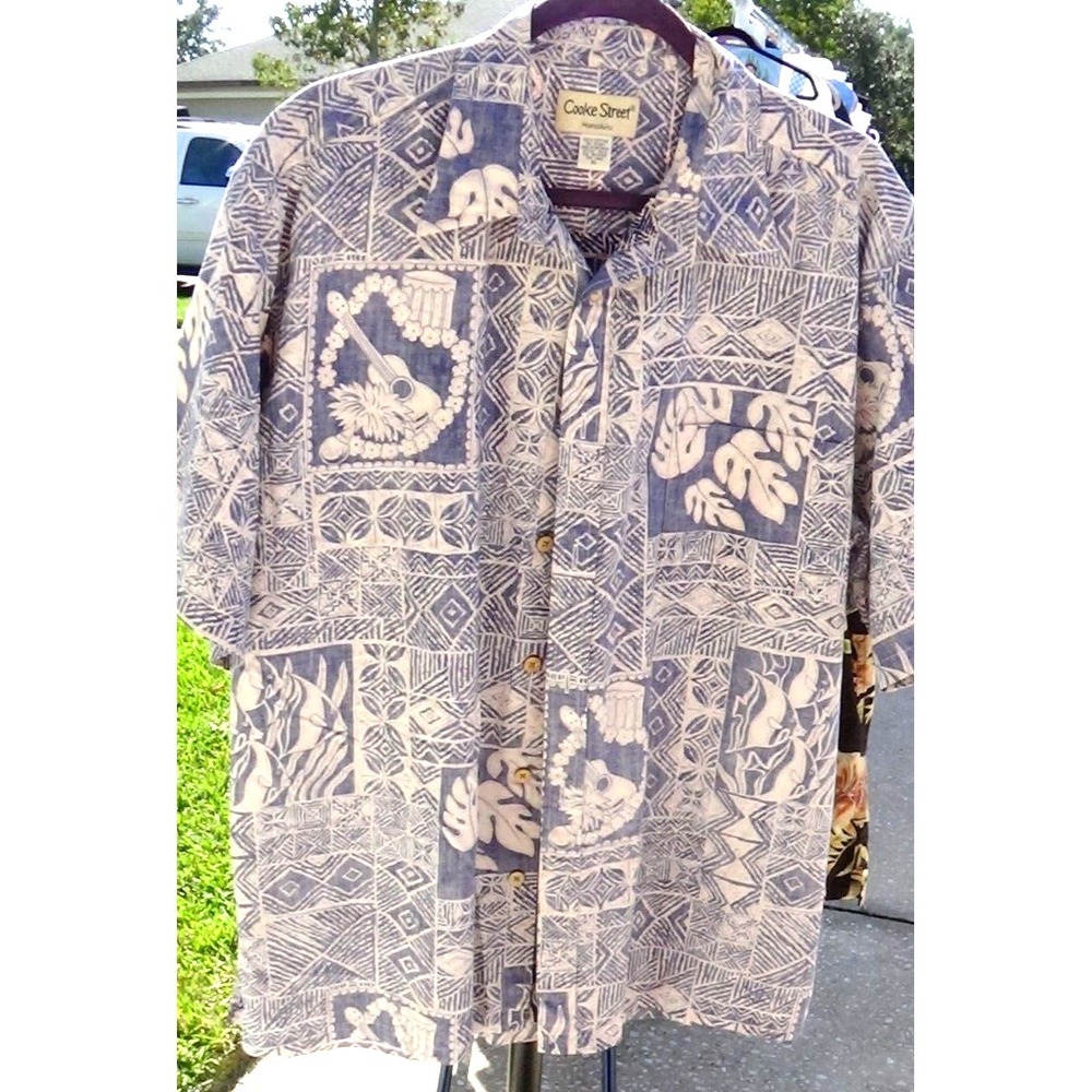 Cooke Street Men's XL Button Down Hawaiian Shirt #031
